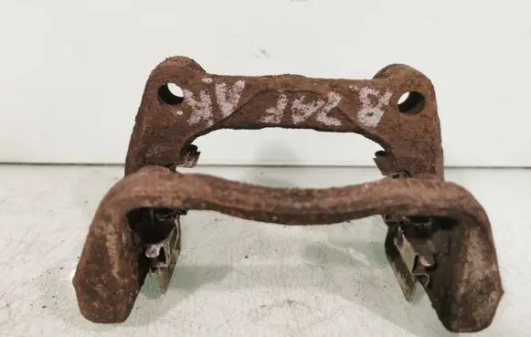Opel Zafira B Brake caliper pad carrier rear 