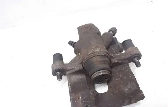 Mini One - Cooper R50 - 53 Rear brake caliper