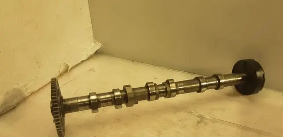 Mercedes-Benz E W211 Camshaft A6420100362