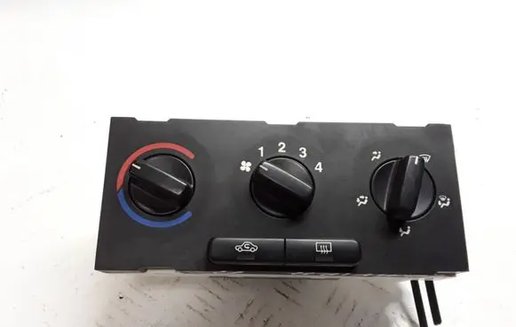 Opel Zafira A Climate control unit 90560950 501757