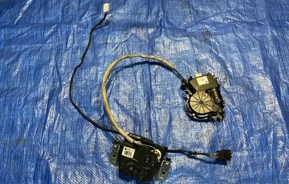 BMW X6 F16 Tailgate/trunk/boot lock/catch/latch 7318696