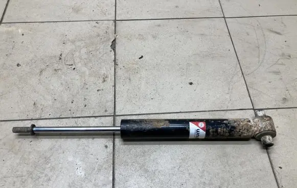 Volvo V70 Rear shock absorber/damper
