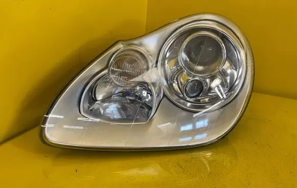 Porsche Cayenne (9PA) Headlight/headlamp 7L5941005AR