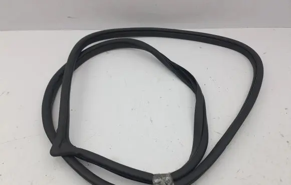 Front door rubber seal