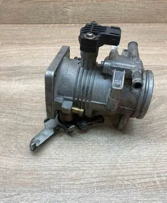 BMW 3 E36 Throttle valve 1721456
