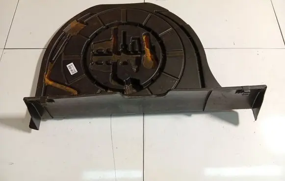 Toyota Yaris Spare wheel section trim 647710D011