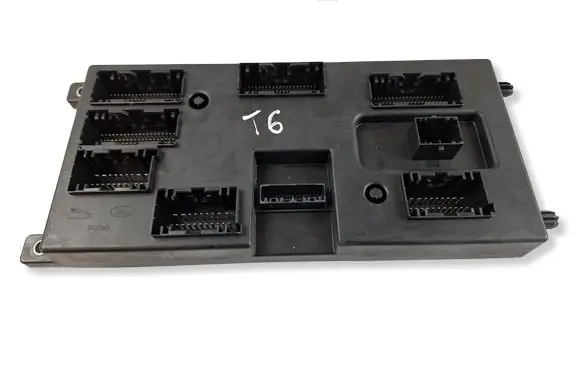 Jaguar F-Pace Comfort/convenience module R8E214F041AA 5D5H16F06