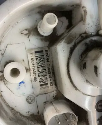 BMW X5 E70 Fuel pressure regulator 7164314 716431402 16117195470