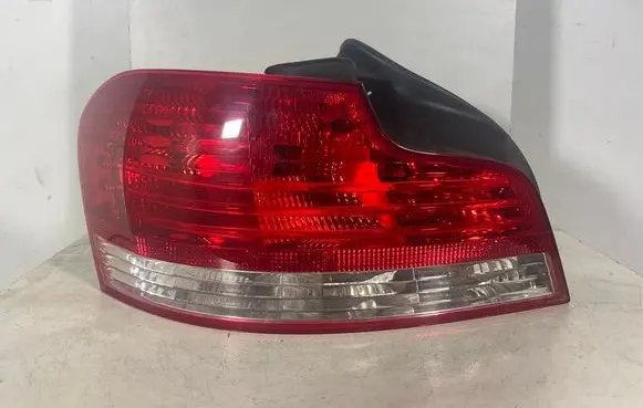 BMW 1 E82 E88 Rear/tail lights 2VP00961501