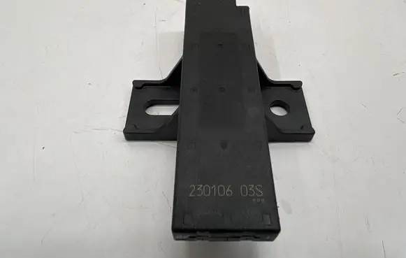Audi Q8 e-tron Keyless system antenna 4M0907247