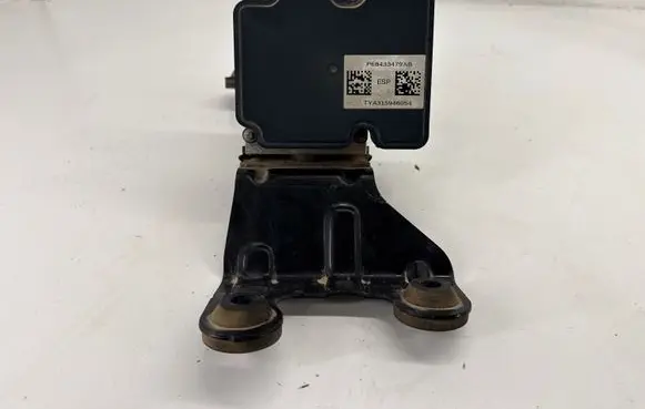 Chrysler Pacifica ABS Pump 68433479AB 68414159AA 68433479