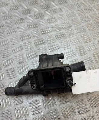 Volvo V60 Thermostat/thermostat housing 9670253780 042651