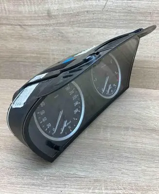BMW 5 E60 E61 Speedometer (instrument cluster) 6958600 110080213 LHD