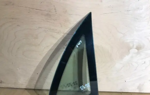 Citroen C3 Rear side window AS2