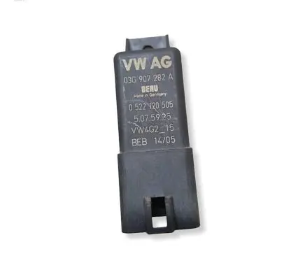 Volkswagen Touran I Glow plug pre-heat relay 03G907282A 0522120505 5075925
