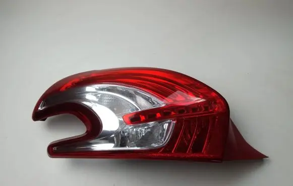 Peugeot 208 Rear/tail lights 9672628280