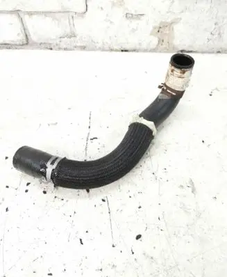 Toyota Avensis T270 Engine coolant pipe/hose 8BSR1751