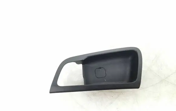 Hyundai i30 Other front door trim element 826112L000