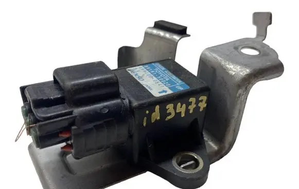 Lexus GS 300 350 430 450H Acceleration sensor 8919150020 4991000641