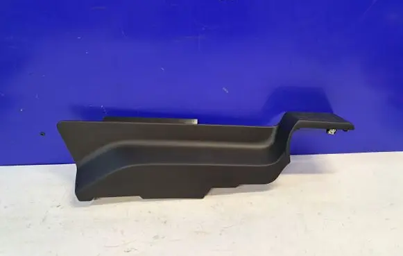 Volvo XC90 Front door seat control surround trim 39829395