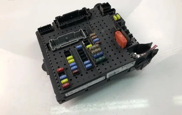 Volvo V70 Fuse box set 8676391