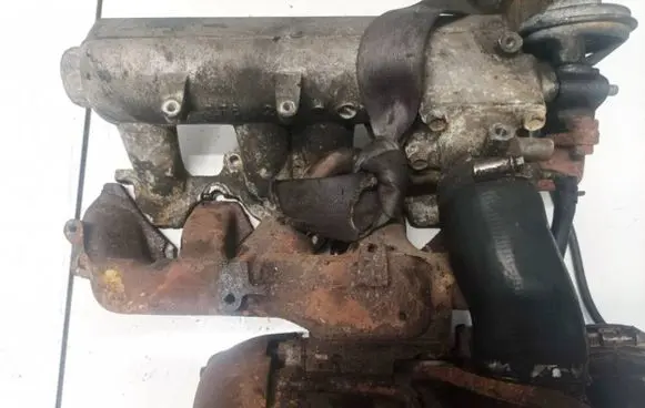 Nissan Primera Exhaust manifold