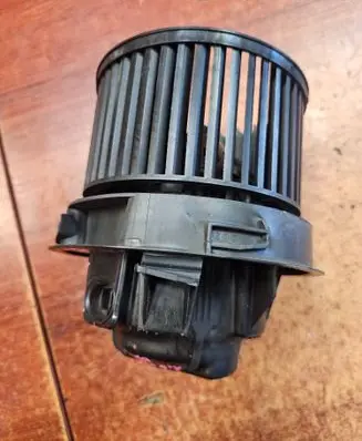 Peugeot 207 Heater fan/blower N102993X