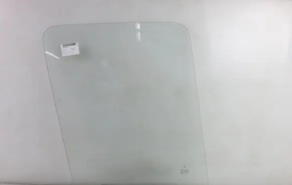 Mercedes-Benz Sprinter W901 W902 W903 W904 Front door window glass four-door 