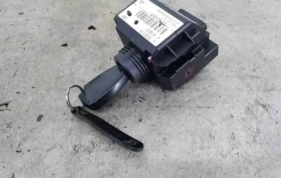 Mercedes-Benz B W245 Ignition lock 1695451708