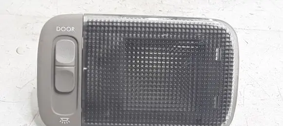 Subaru Legacy Rear seat light