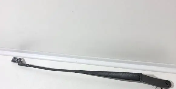 Volkswagen PASSAT B6 Front wiper blade arm 3C1955410B