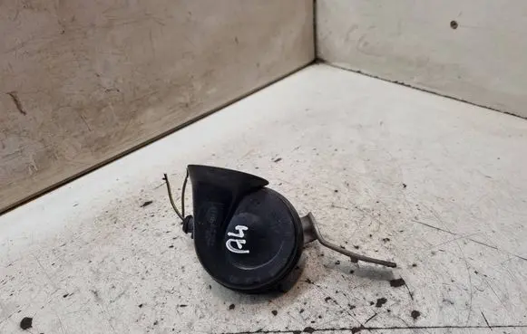 Audi A4 S4 B6 8E 8H Horn signal 007424
