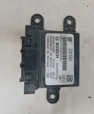 Opel Astra J Parking PDC control unit/module 22810361