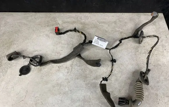 Volvo V50 Rear door wiring loom 30737659A 996692104