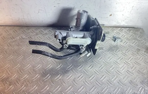 Lexus RX 450H Master brake cylinder 13811010610