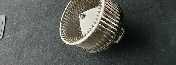 Mazda 3 I Heater fan/blower BN7N02 HB111