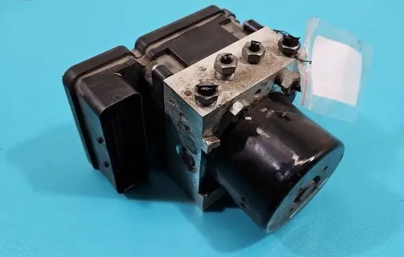 Volvo V40 ABS Pump P31423315 IMPRK1474169