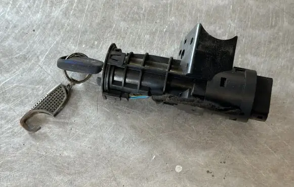 Fiat Doblo Ignition lock