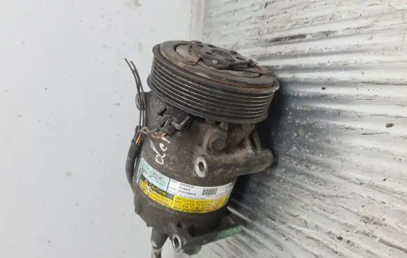 Renault Scenic I Air conditioning (A/C) compressor (pump) 8200309193