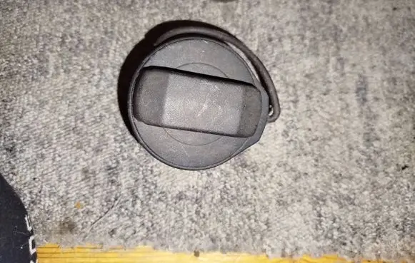 Audi TT Mk1 Fuel tank filler cap 1J0201553C