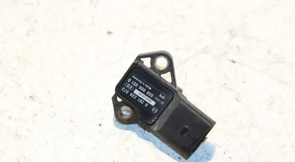 Volkswagen Golf V Air pressure sensor 038906051D