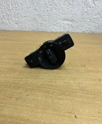 Mercedes-Benz Vito Viano W447 Light switch A4479057900 F1754