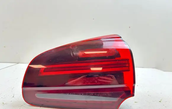 Porsche Cayenne (92A) Tailgate rear/tail lights 7L5945308B