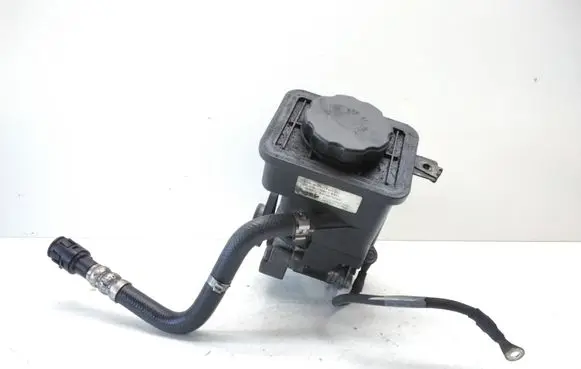 BMW X3 E83 Power steering pump 3413807