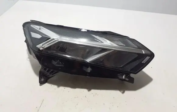 Dacia Sandero III Headlight/headlamp 260109490R