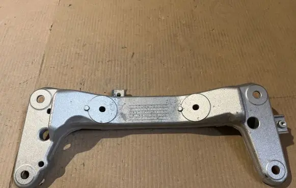 BMW M2 F87 Gearbox mounting bracket 18574710