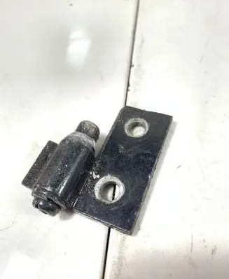 BMW 5 E39 Front door upper hinge