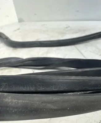Toyota C-HR I Front door rubber seal 62311f4010