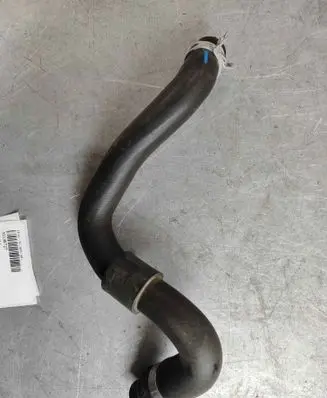Volvo C40 Engine coolant pipe/hose 32138727