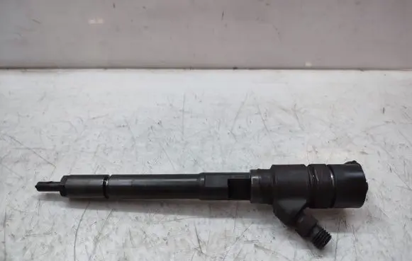 Hyundai Sonata Fuel injector 0445110258